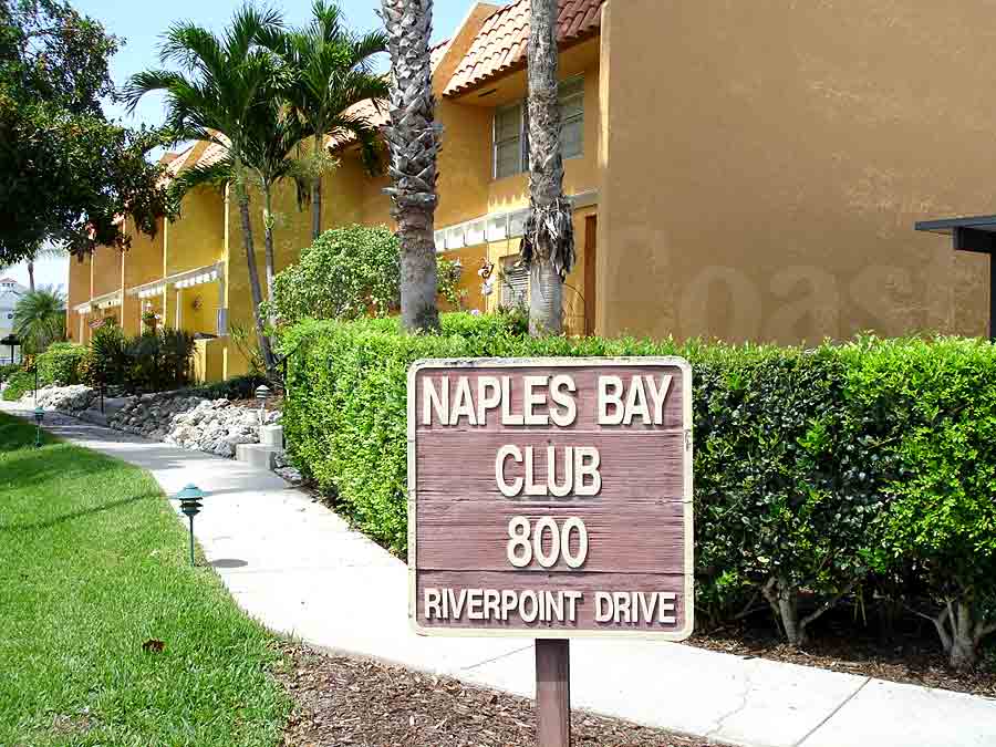 NAPLES BAY CLUB Signage